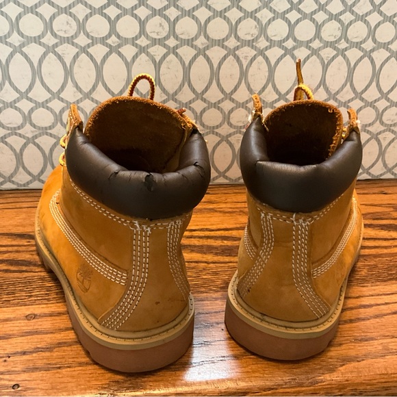 Timberlands - Picture 4 of 4